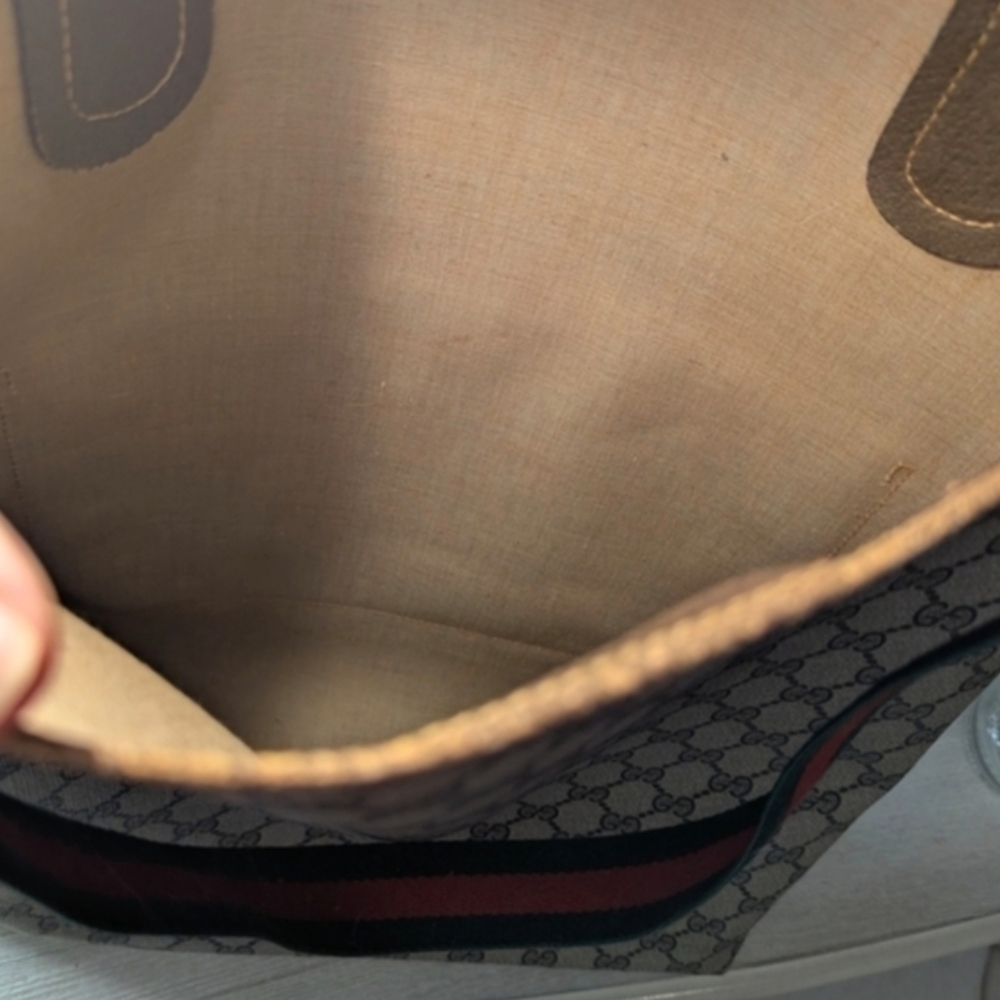 Gucci Supreme Tote Bag with Sherry Canvas Straps and COA - Picture 15 of 16